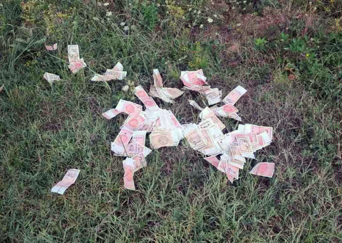 Poznata imena svih šest osumnjičenih za razbojništvo u automatklubu u Tuzli Poznata imena svih šest osumnjičenih za razbojništvo u automatklubu u Tuzli