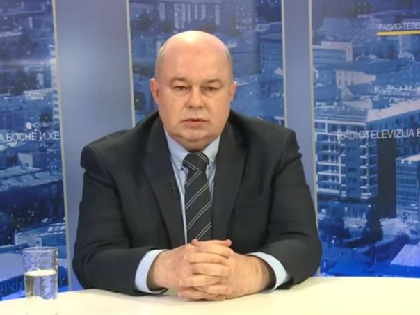Predsjedništvo BiH može podnijeti zahtjev Ustavnom sudu za ocjenu ustavnosti oduke NSRS Predsjedništvo BiH može podnijeti zahtjev Ustavnom sudu za ocjenu ustavnosti oduke NSRS