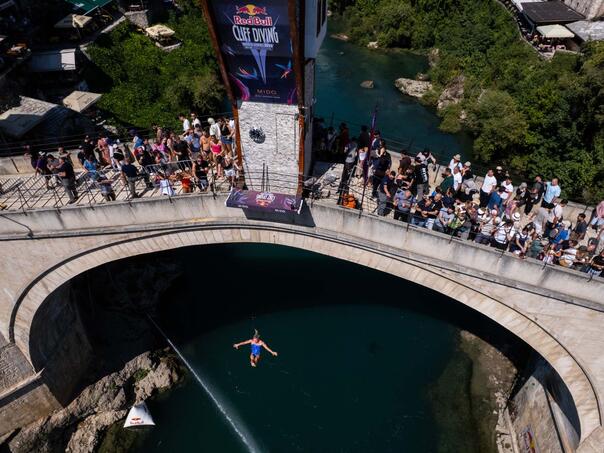Impresivni prizori sa Starog mosta Impresivni prizori sa Starog mosta