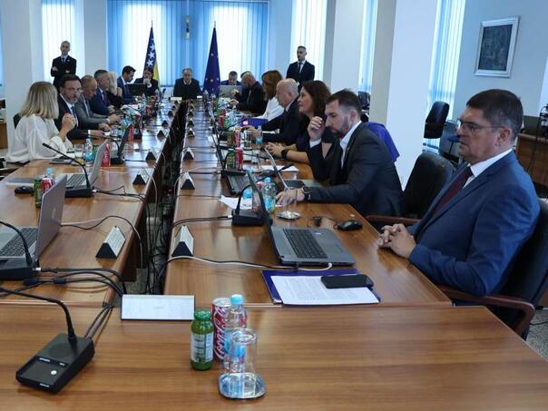 Usvojen Revidirani Akcijski plan za reformu javne uprave Usvojen Revidirani Akcijski plan za reformu javne uprave