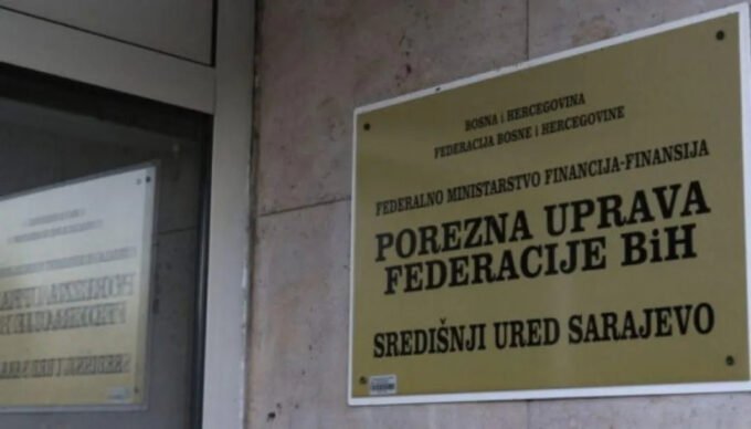 Podaci Porezne uprave FBiH: Od juna do jula broj zaposlenih pao za 2.128 osoba