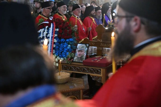 Sahrana ratnom zločincu i povratak Vučića svojim političkim korijenima uz blagoslov Zapada