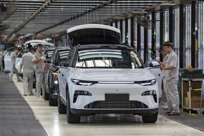 Ambiciozan cilj Kine: Električna vozila do 2030. činit će 70 posto prodaje novih automobila