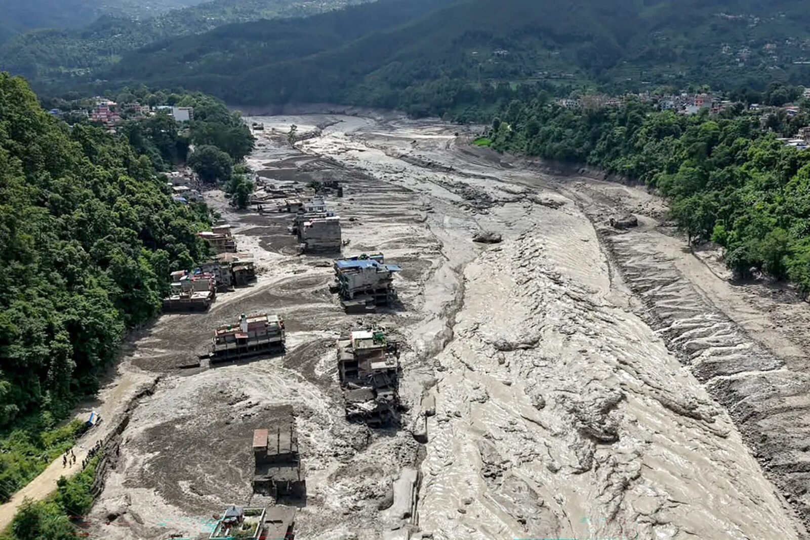 Za obnovu nakon poplava i klizišta Nepalu treba 4,78 milijardi dolara