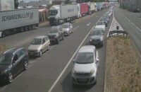Duga zadržavanja na velikom broju graničnih prelaza