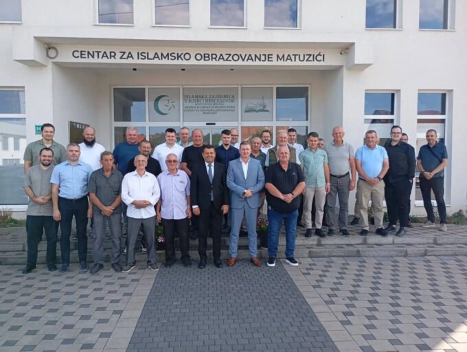 Hurtić u Doboju: Završeni projekti u 17 džemata