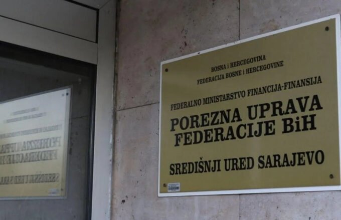 U FBiH 542.486 zaposlenih: Više poslovnih subjekata, ali manje javnih prihoda nego lani
