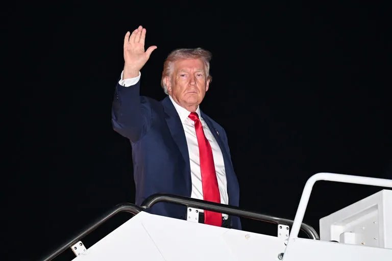 Trump: Neću tolerisati pokušaje usporavanja rasta vještačke inteligencije