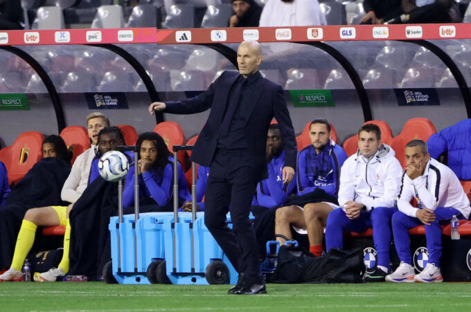 Zinedine Zidane slavi Oliseov fantastični gol na lud način