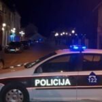 Drama ispred kockarnice u Travniku: Dobio udarac u glavu pepeljarom, pa otišao po pištolj i uzvratio