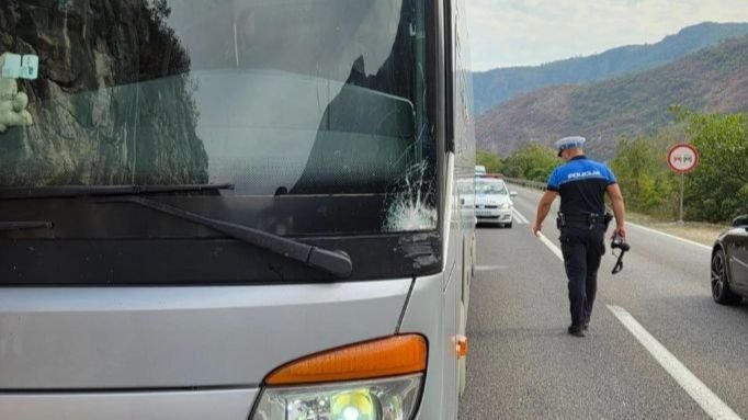 Nesreća kod Mostara: EUFOR-ovo vozilo udarilo autobus