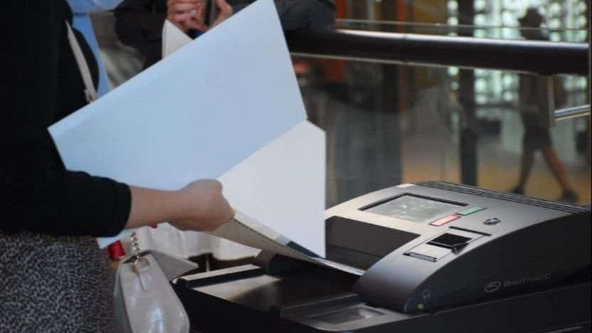 Danas posljednji dan za prijavu birača iz dijaspore: Od 50.000 prijava oko 31.000 ispunjava uslove
