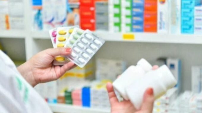 Iran suočen s novim udarom: cijene lijekova porasle više od tri puta, pacijenti u očaju