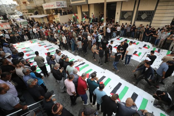 Troje Palestinaca ubijeno u izraelskom napadu, pucnjava u Gazi usprkos prekidu vatre