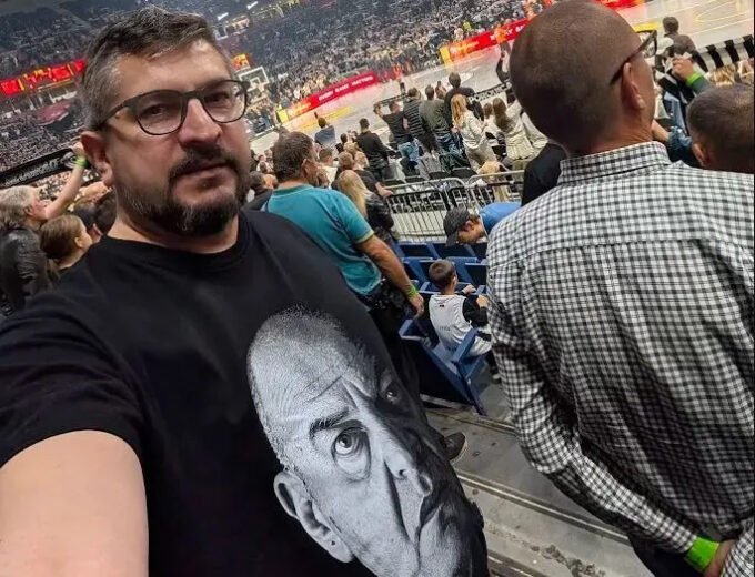 Žrtva napada nakon objave o "crkavanju Mladića", napadači ga nazvali herojem