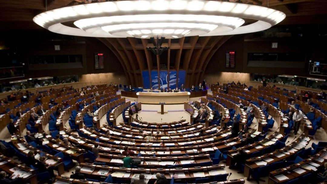 Vijeće Evrope kritizuje Srbiju zbog glorifikacije i pokopa ratnog zločinca Mladića
