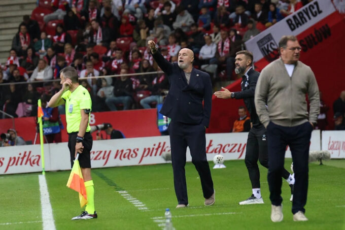 Poznate početne postave za meč u Bukureštu, Barbarez izvršio tri promjene