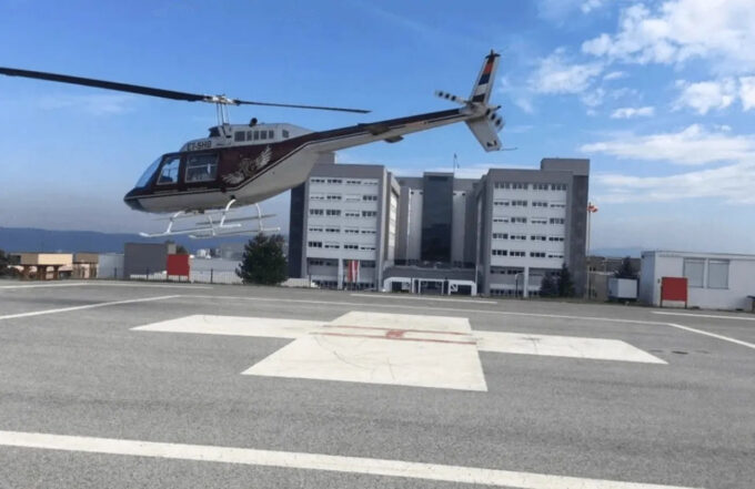 Djevojka povrijeđena u saobraćajnoj nesreći prebačena helikopterom u Beograd