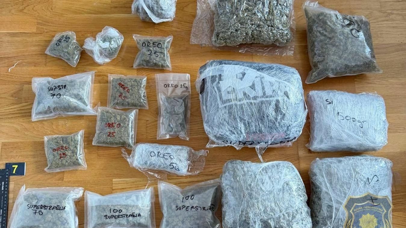 Poznat identitet muškaraca koji su pali u Sarajevu s 12 kilograma droge: Predati su Tužilaštvu KS