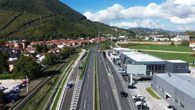 Nova radna sedmica donosi gužve u gradovima i pored škola, radovi na više dionica