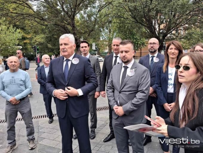 Čović u Banjaluci: Biće bolje, ako smo dobro umreženi