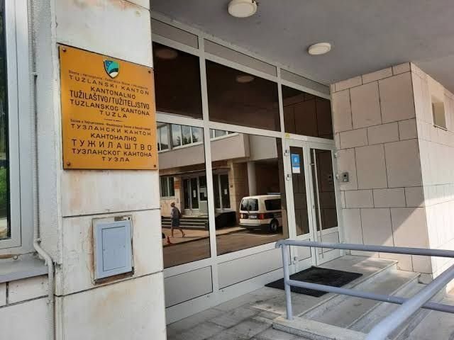 Tužilaštvo TK provjerava da li je 15-godišnjakinja koja je nožem napala dvije djevojčice bila žrtva vršnjačkog nasilja