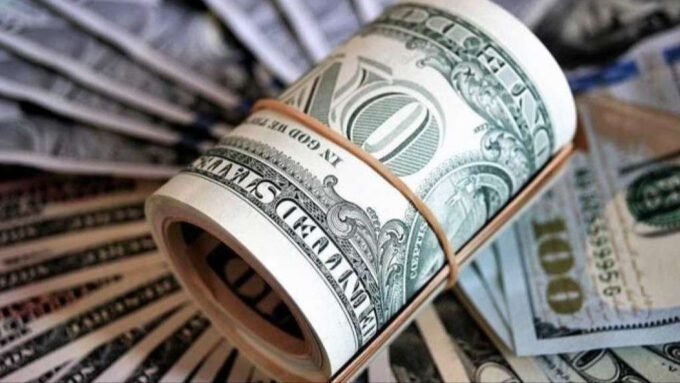 Dolar u septembru ostvaruje najveći rast prema euru u posljednjih 14 mjeseci