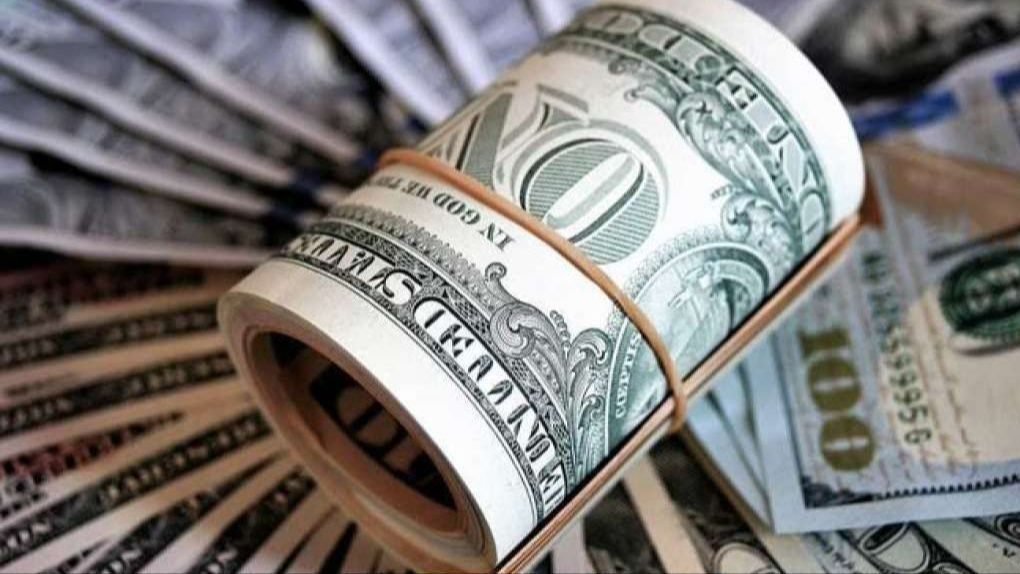Dolar u septembru ostvaruje najveći rast prema euru u posljednjih 14 mjeseci