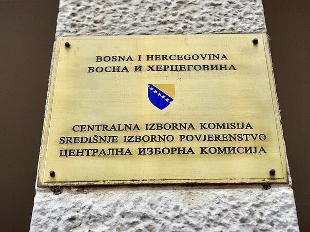 Niz kazni zbog preuranjene kampanje, najvi&scaron;e "zaplatio" Dodikov SNSD