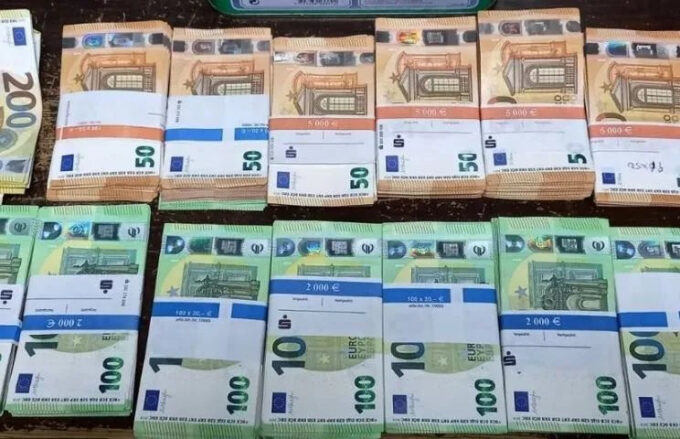 Ruski državljani s prtljagom od 19 kofera i opremom za špijunažu privedeni u BiH
