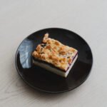 Mekan kolač s pekmezom spreman za pola sata uz nekoliko sastojaka