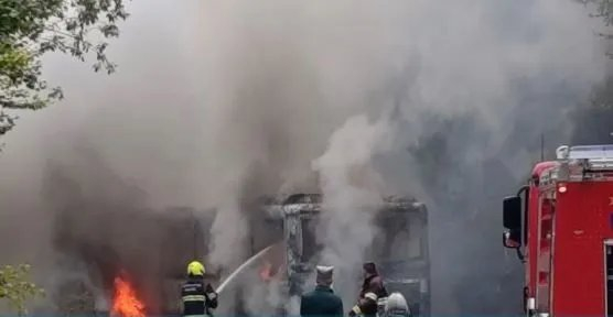 Požar na bosanskohercegovačkom putu zahvatio autobus, angažovani vatrogasci