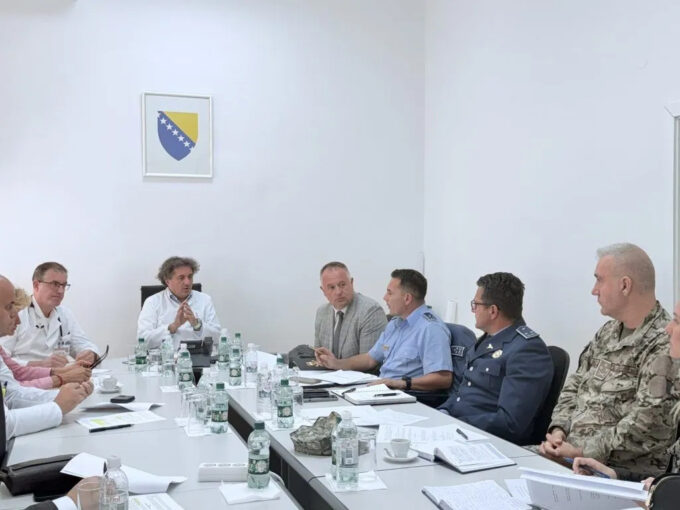 Bihać uspostavlja zračni most prema Sarajevu za hitne pacijente iz USK