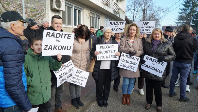 Kamengrad zapostavljen u izbornoj kampanji od strane svih političkih aktera