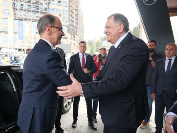 Zabranjen prelet Macutu? Dodik bijesan: Političko ludilo!